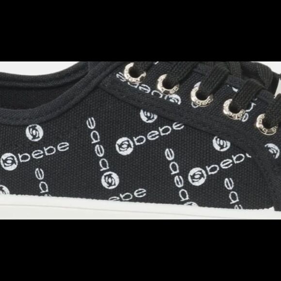 🔥🔥NWT BEBE Denya Logo Sneakers in black . Size 8.5 - Picture 2 of 6